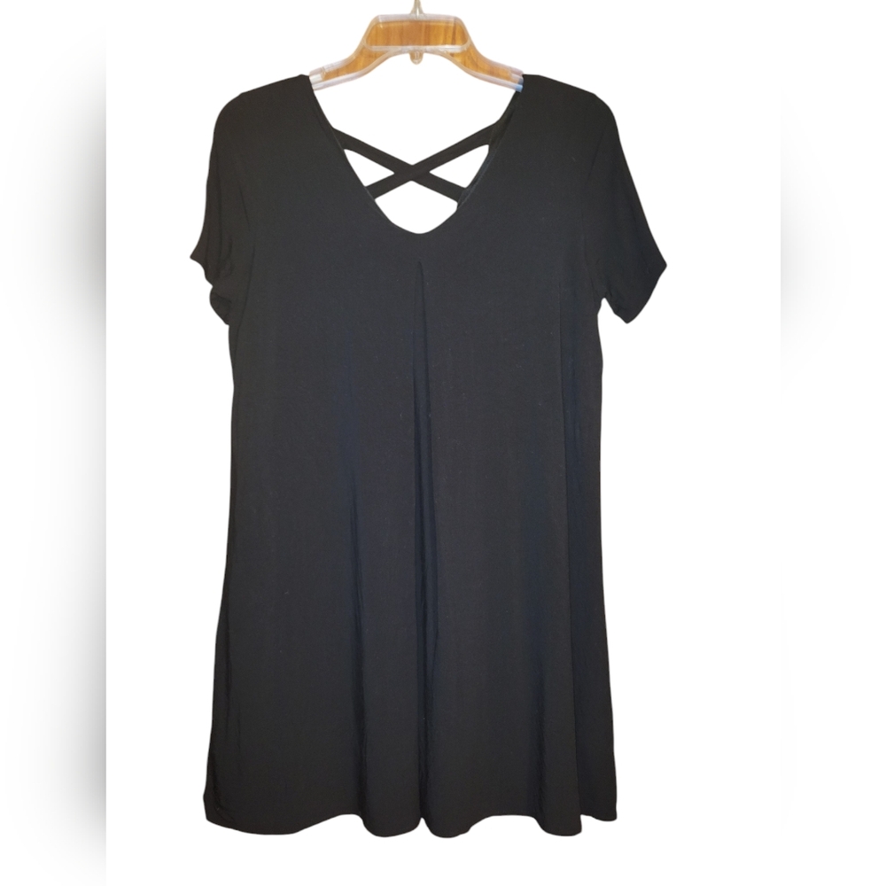 Romeo & Juliet Couture Short Black Dress